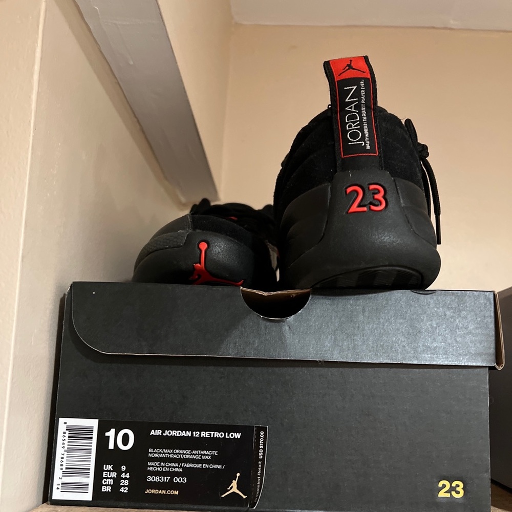 Jordan 12 Low Max Orange Great Condition